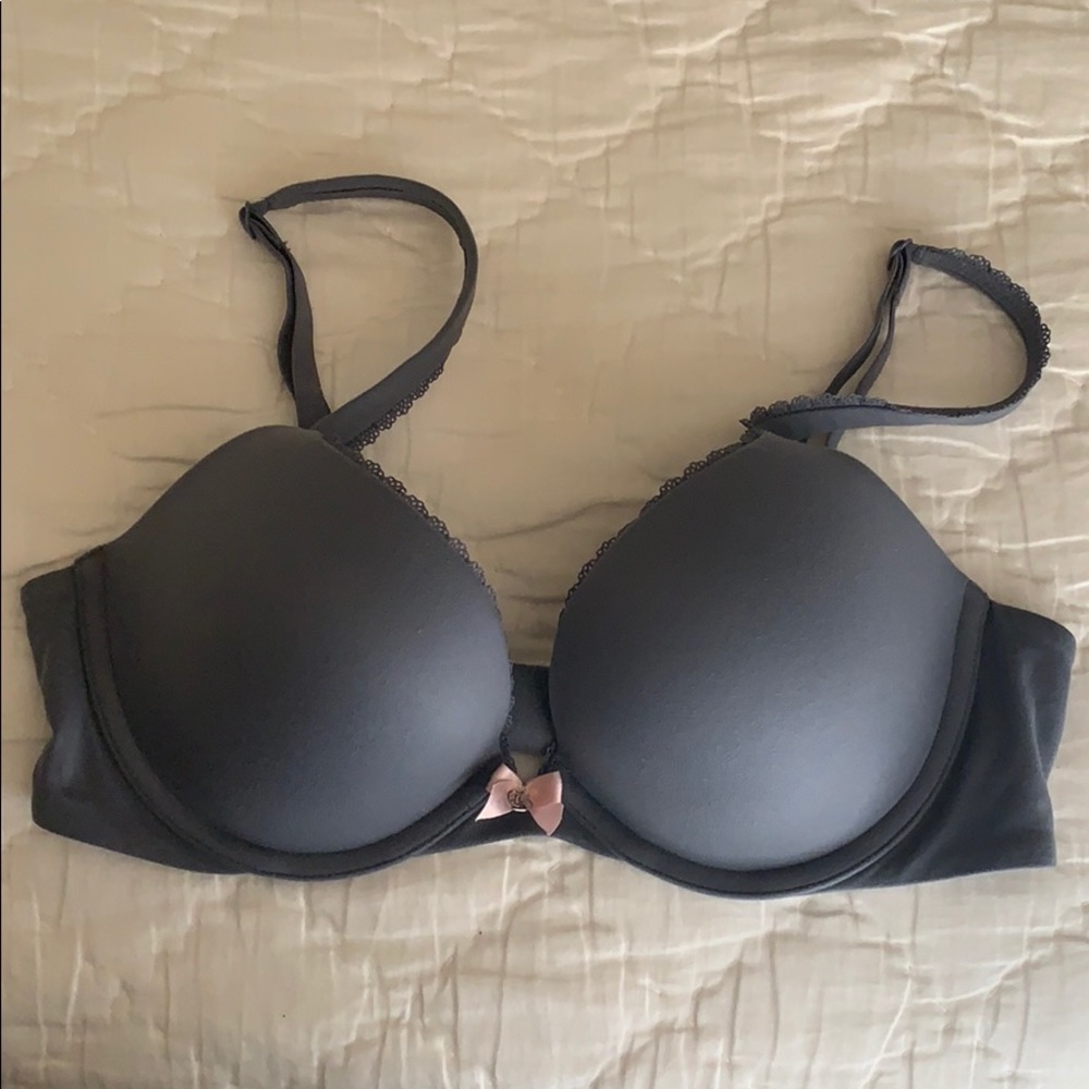 Body by Victoria’s Secret Push-up Bra